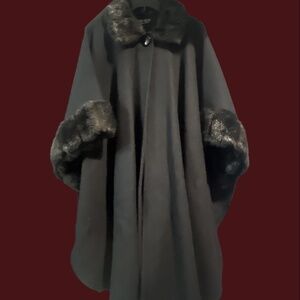 Elegant BLACK Poncho with Faux Fur Trim